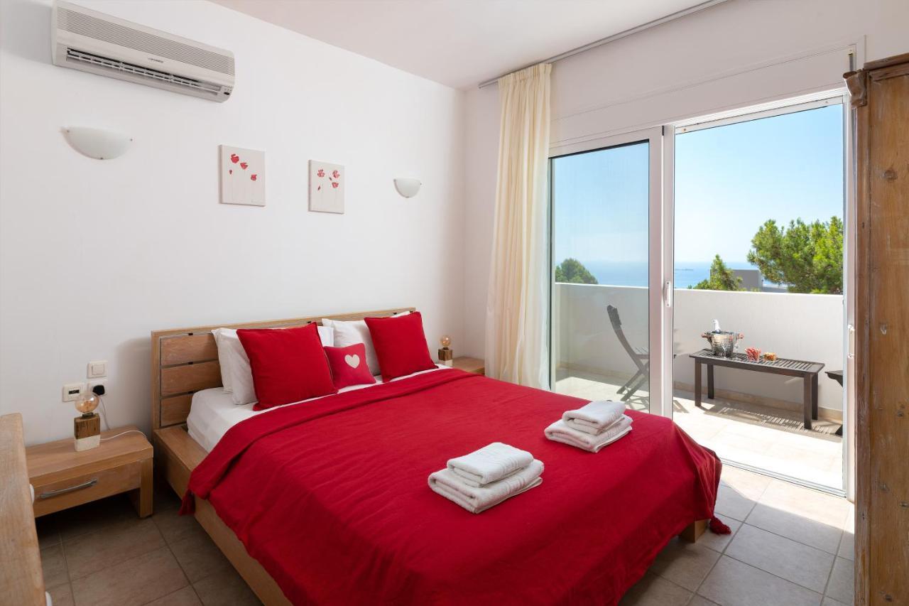 Amara With Private Pool And Hot Tub Villa