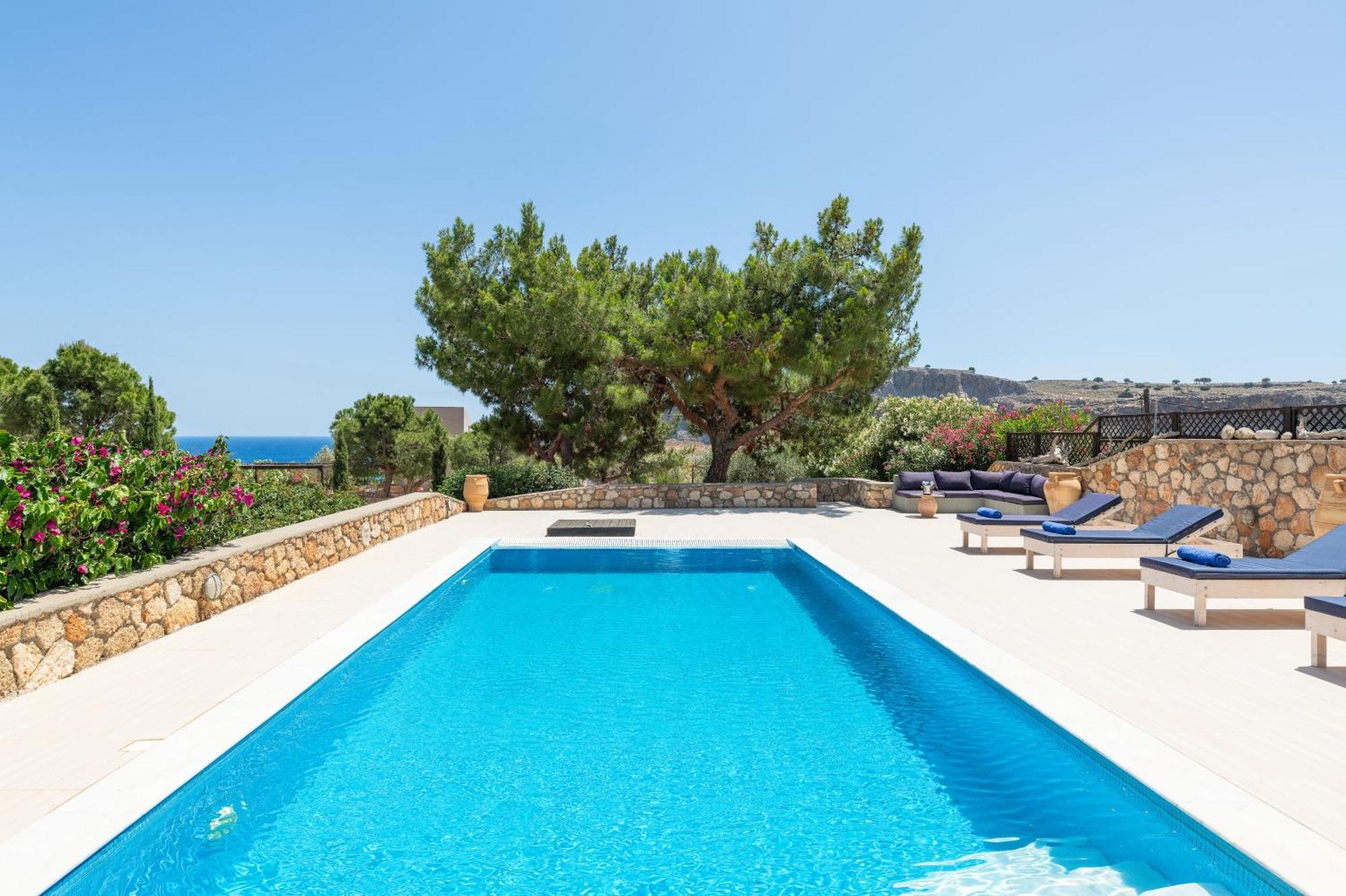 Amara With Private Pool And Hot Tub Villa